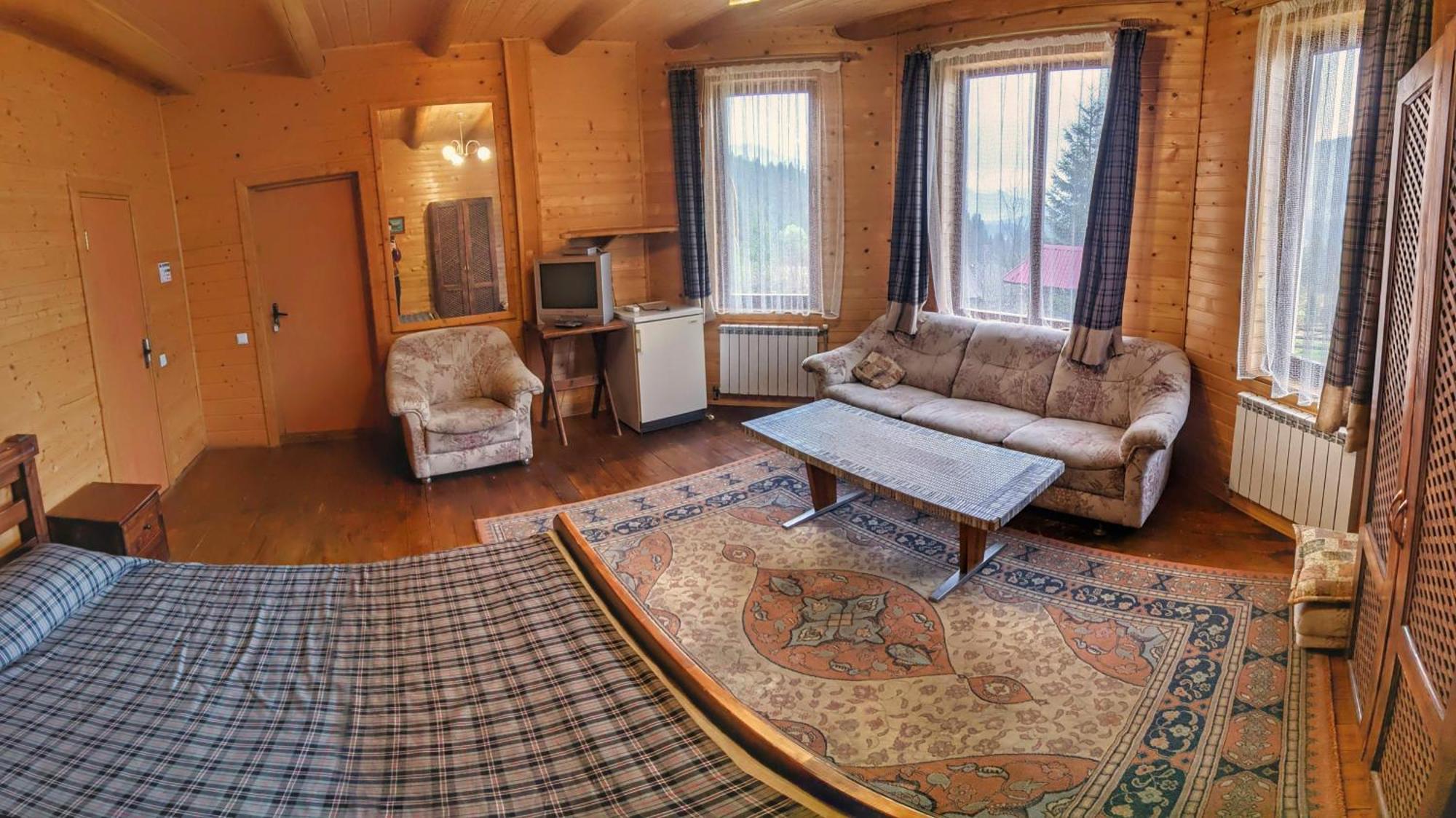 12 Months Estate Guest House Myslovka Room photo