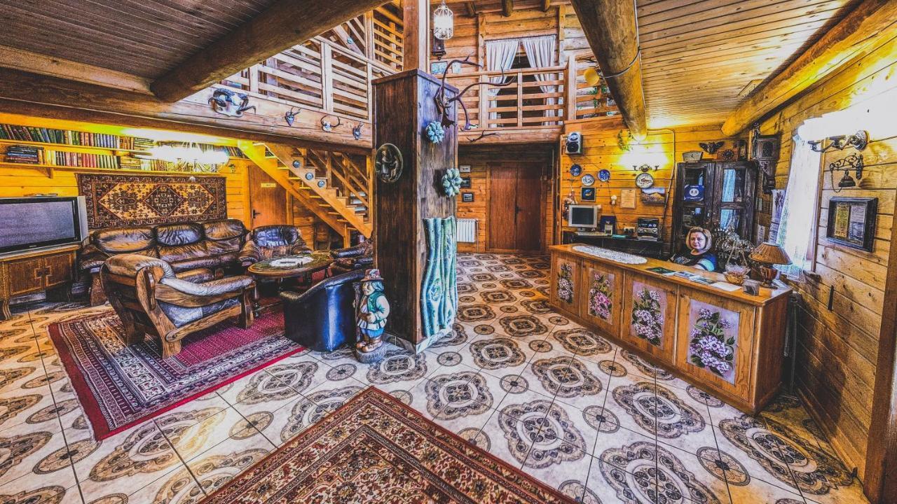 12 Months Estate Guest House Myslovka Exterior photo