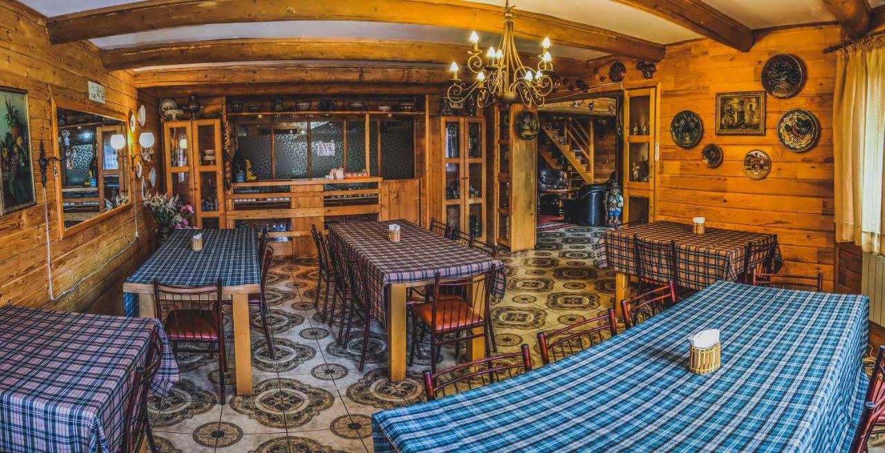 12 Months Estate Guest House Myslovka Exterior photo